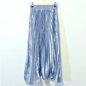 San Joy || Silver Metallic Accordion Skirt